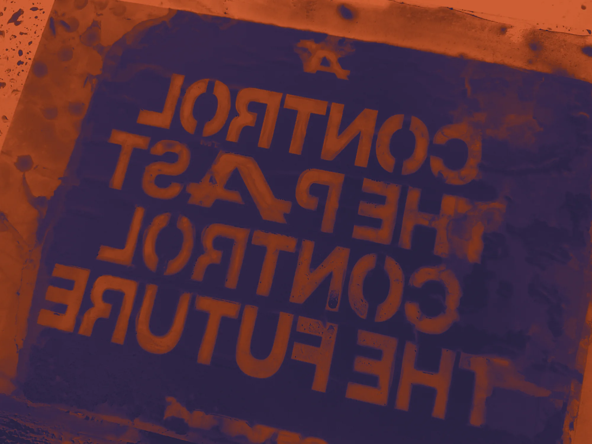 La plantilla de Control the past, control the future
